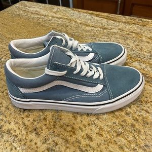 Vans Old Skool Style Tennis Shoes